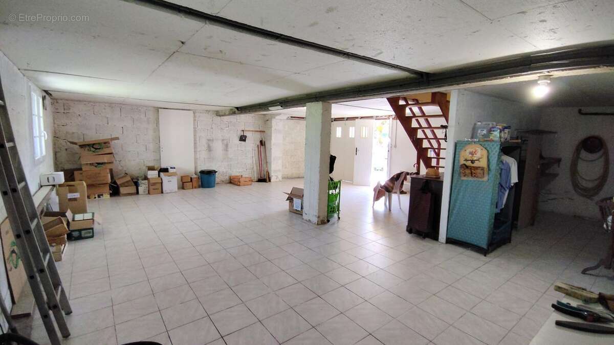 Maison à TERRASSON-LAVILLEDIEU