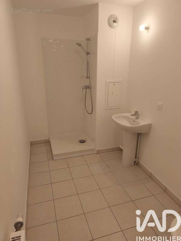 Appartement 40 m² à Le Blanc-Mesnil  - photo 7