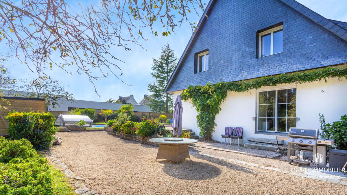 Maison à RIEC-SUR-BELON