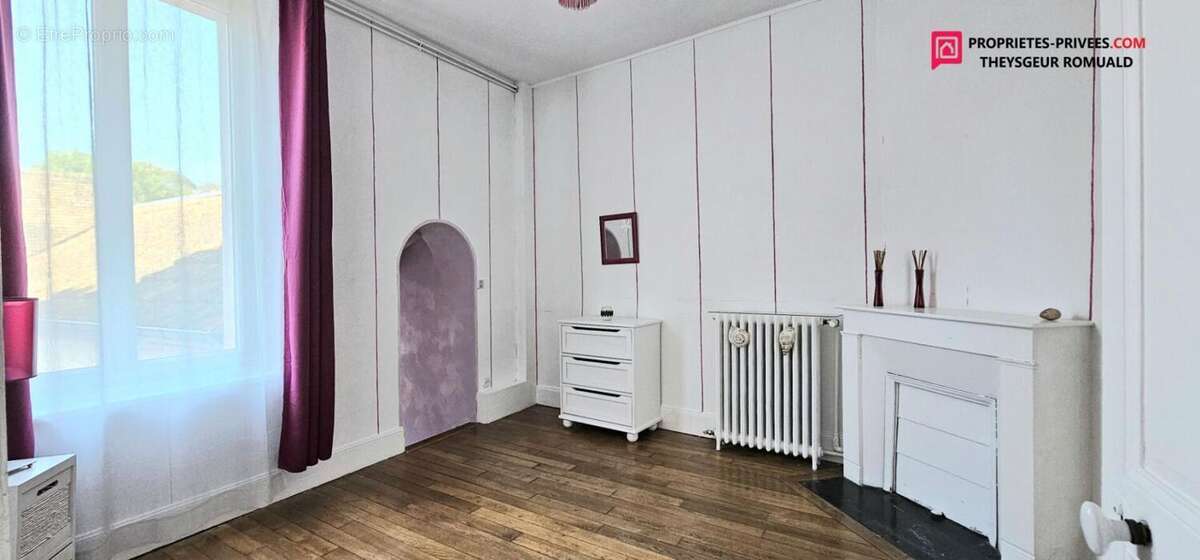 Maison à CHATEAU-RENARD