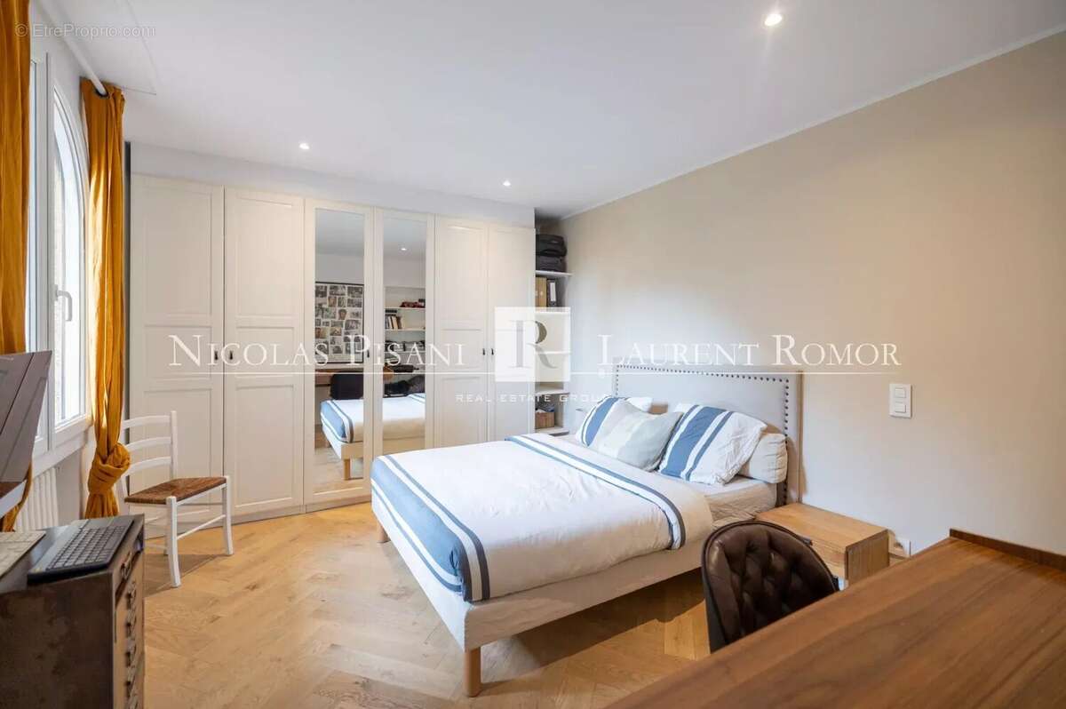 Appartement à VILLEFRANCHE-SUR-MER