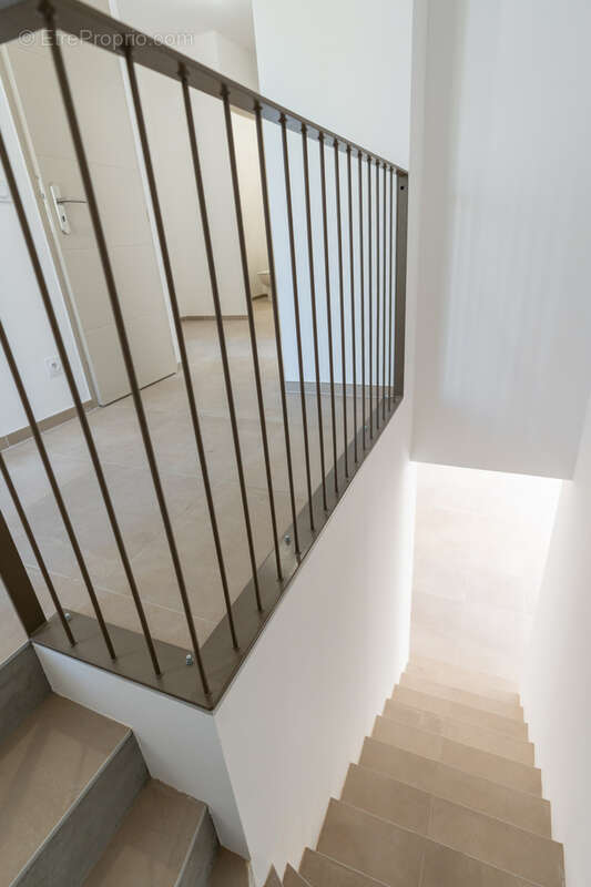 Maison à NIMES