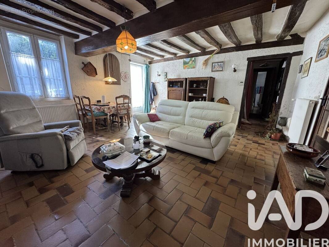 Photo 1 - Maison à LA CHAPELLE-VICOMTESSE