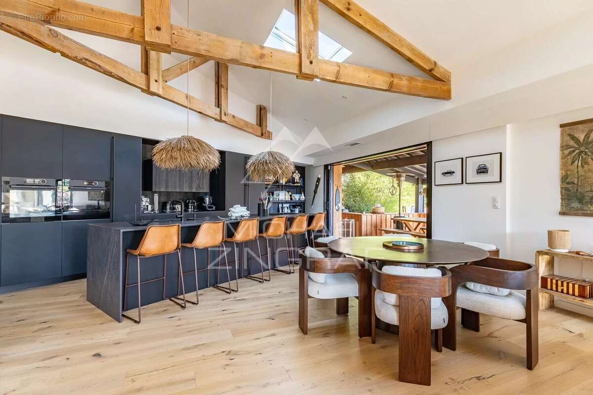 Maison à LE BOUSCAT