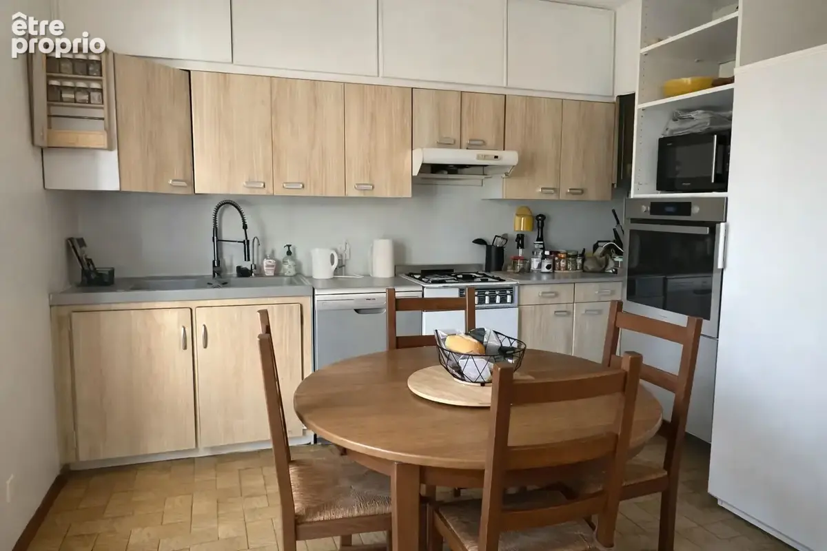 Maison T6 avec 2 logements indépendants - Saint-Pierre-les-Aubagne - photo 10