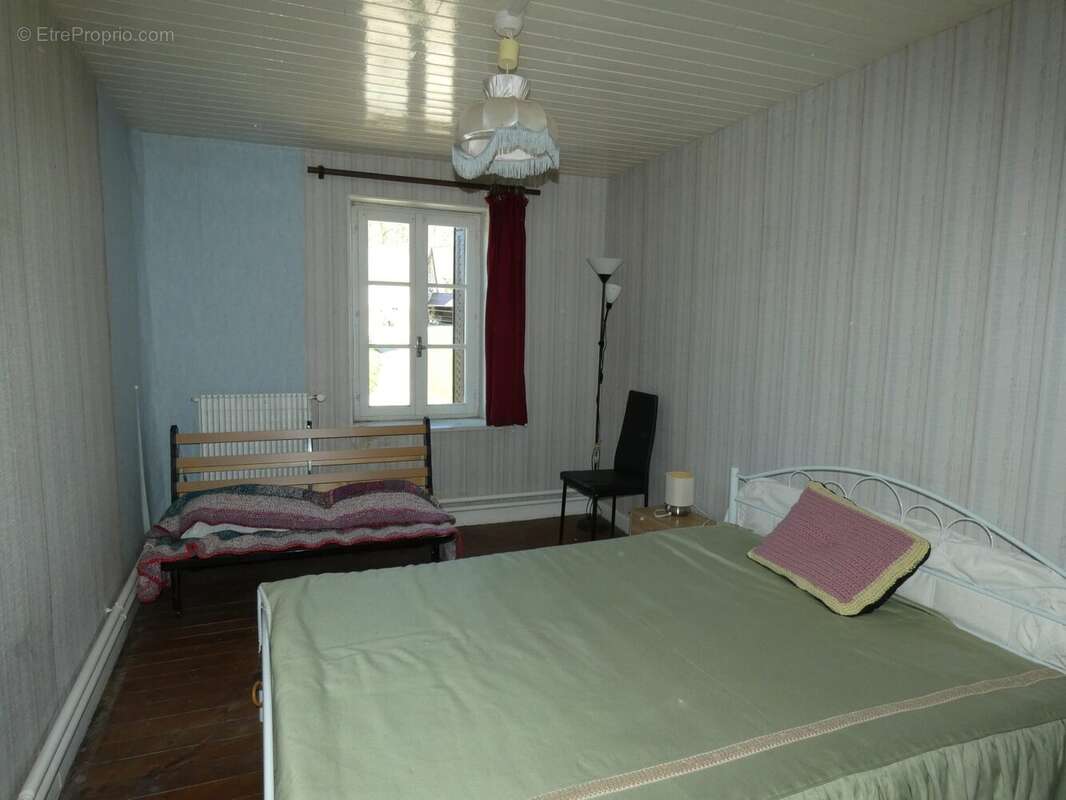 Maison à CHENERAILLES