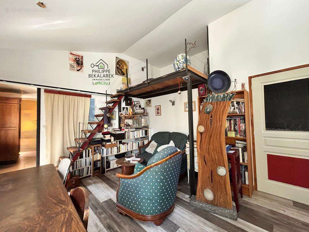 Maison à CHATEAU-ARNOUX-SAINT-AUBAN