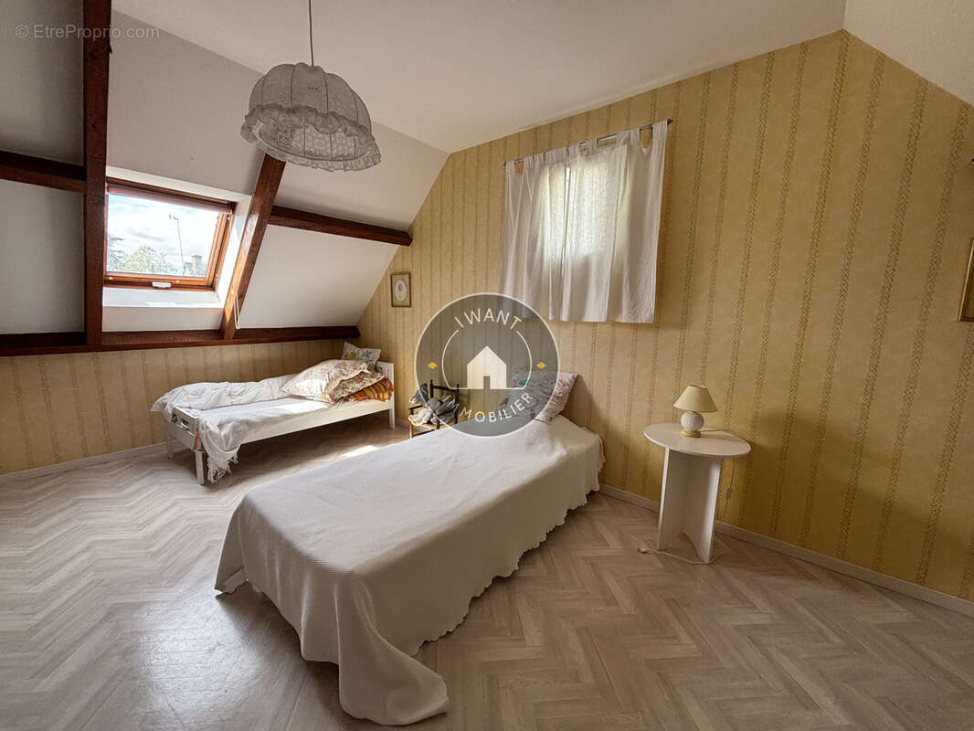 Maison à LES ROSIERS-SUR-LOIRE