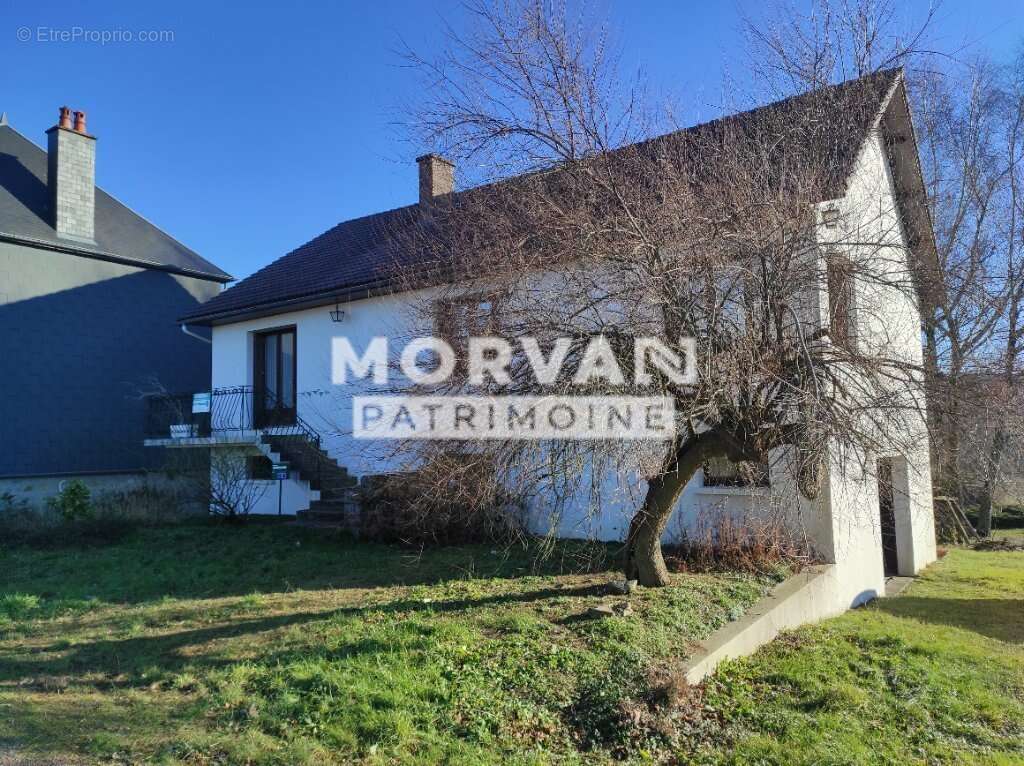Maison à ARLEUF