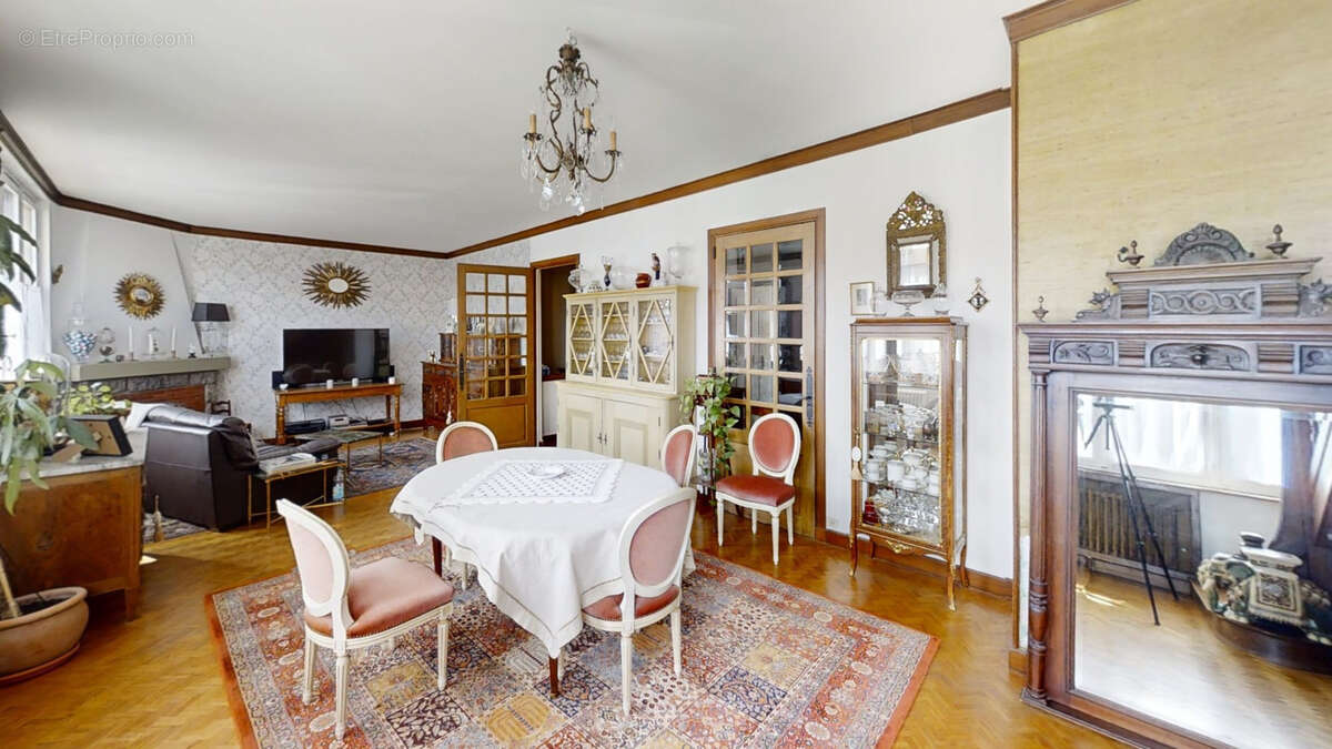 Maison à COURPIERE
