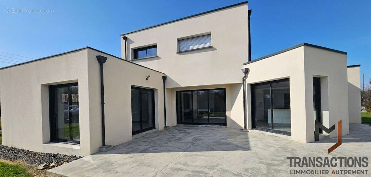 Maison à SAINTE-PAZANNE