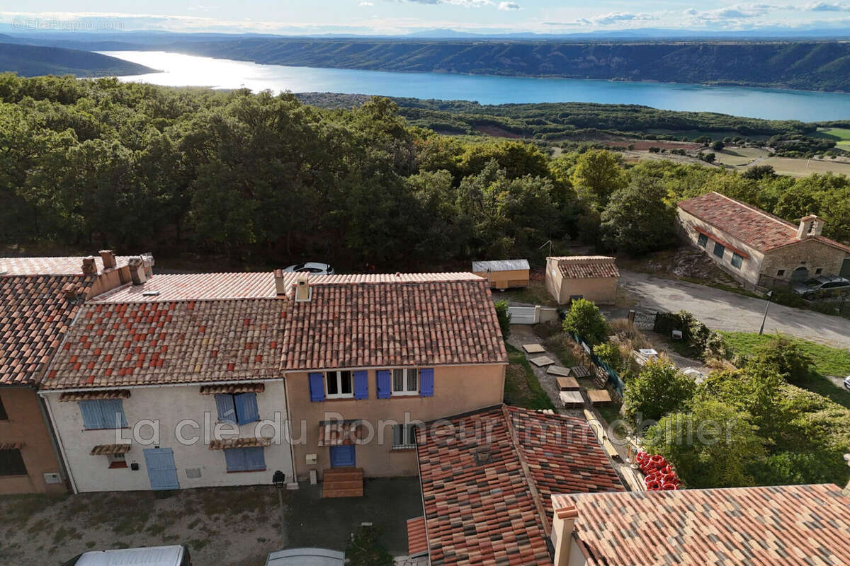 Maison 157 m² à Aiguines  - photo 4