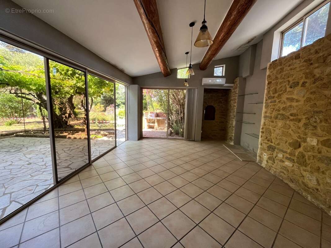 VERANDA LOGEMENT 1 - Maison à VACQUEYRAS