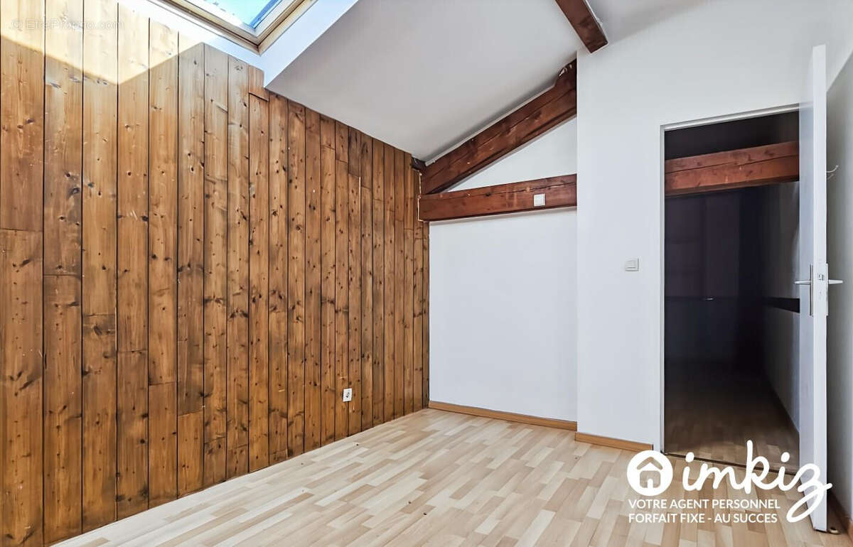 Duplex atypique de 82 m² avec 4 pièces et garage - photo 12
