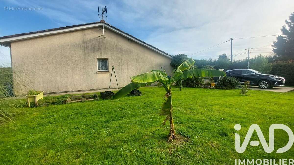 Photo 7 - Maison à MOULIETS-ET-VILLEMARTIN