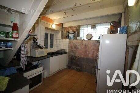 Maison 110 m² à Villefranche-De-Panat  - photo 6