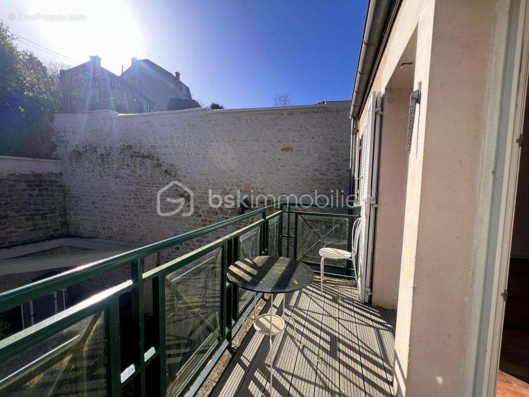 Appartement à BOUGIVAL