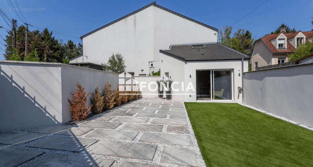 Belle Maison d'architecte  haute game a chilly-Mazarin - photo 14
