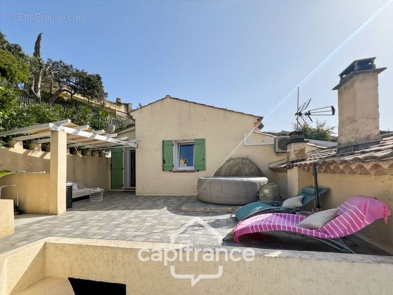 Maison à LE LAVANDOU