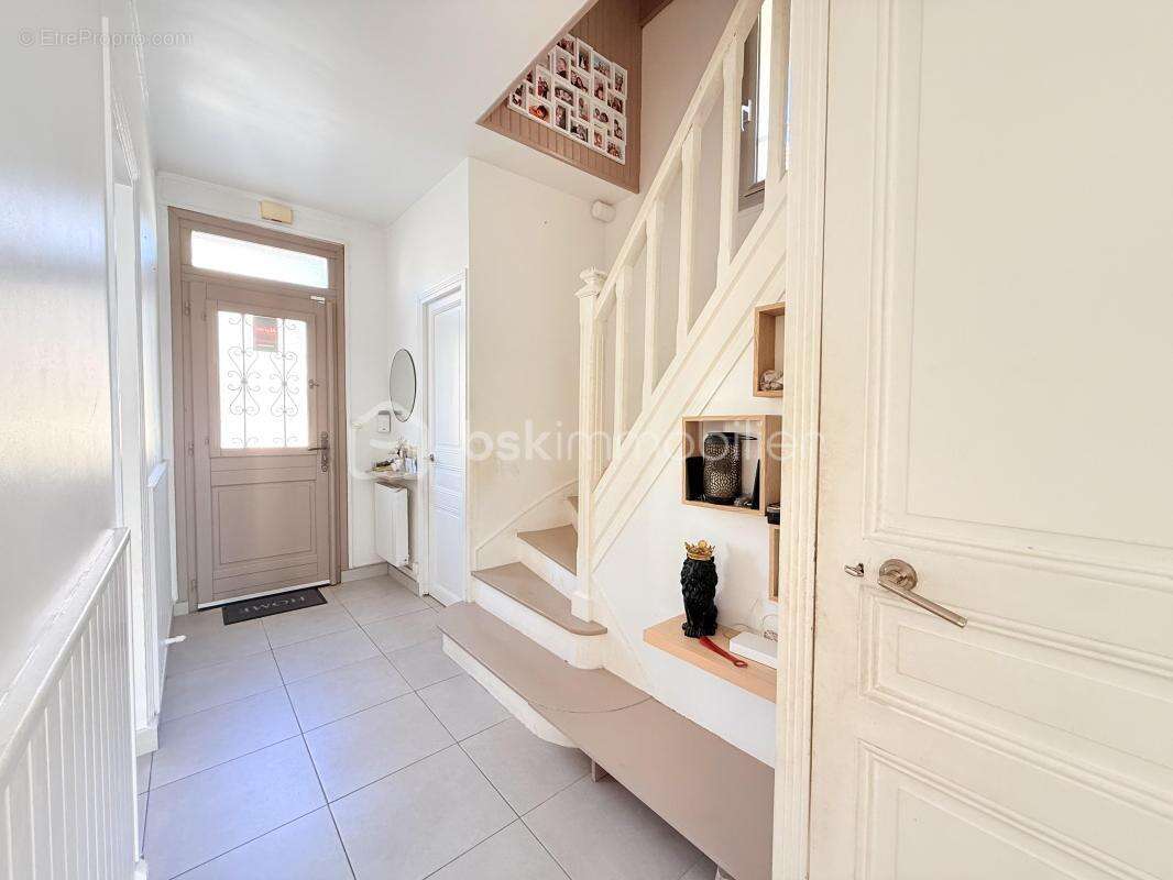 Maison à BONNEUIL-SUR-MARNE