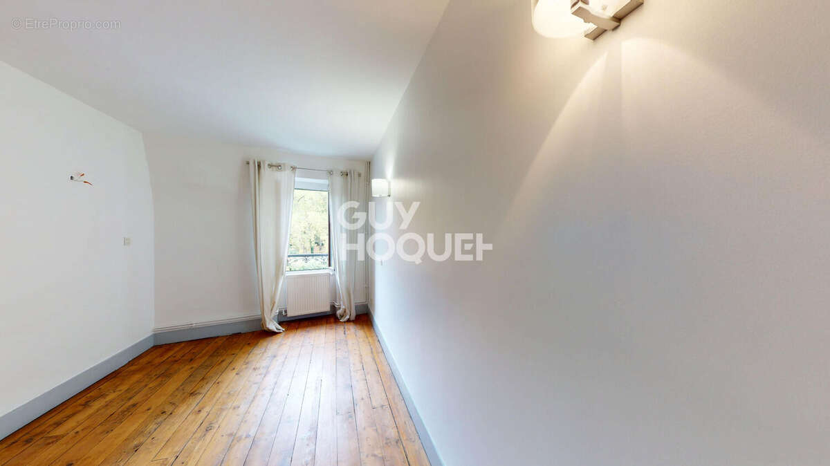 Appartement à AIX-LES-BAINS
