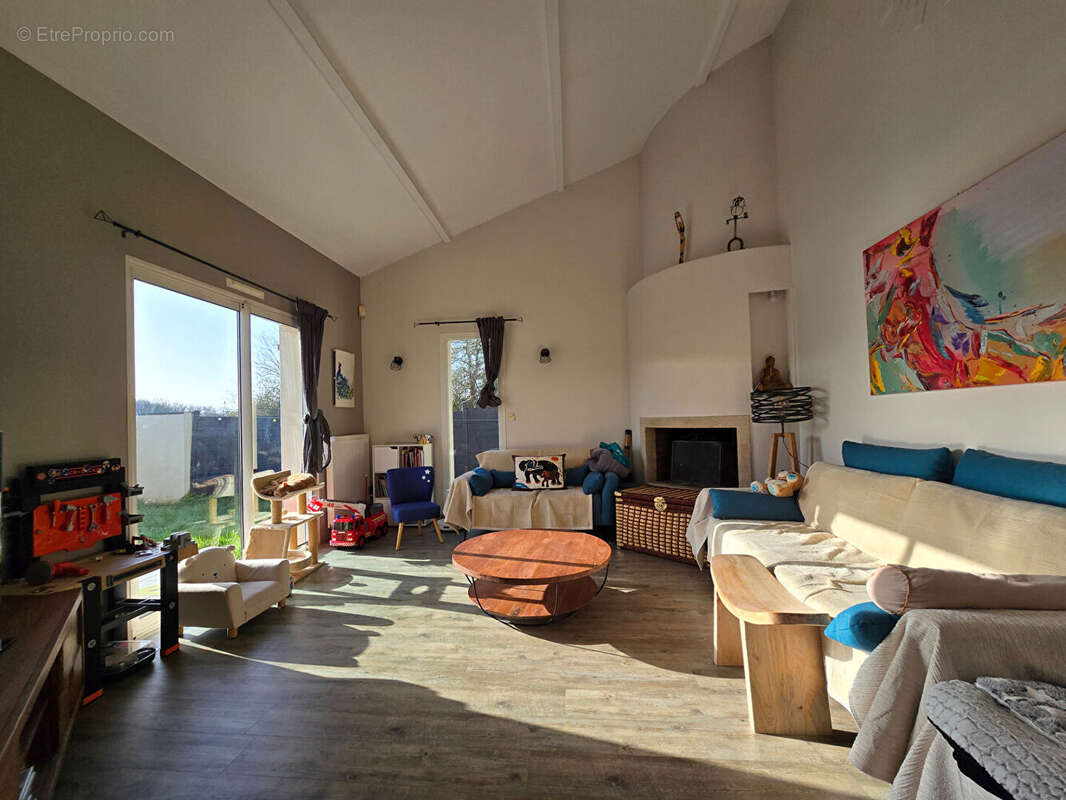 Maison à LES SORINIERES