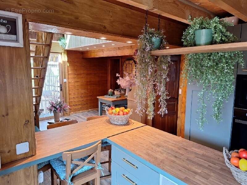 Appartement à NEUVES-MAISONS