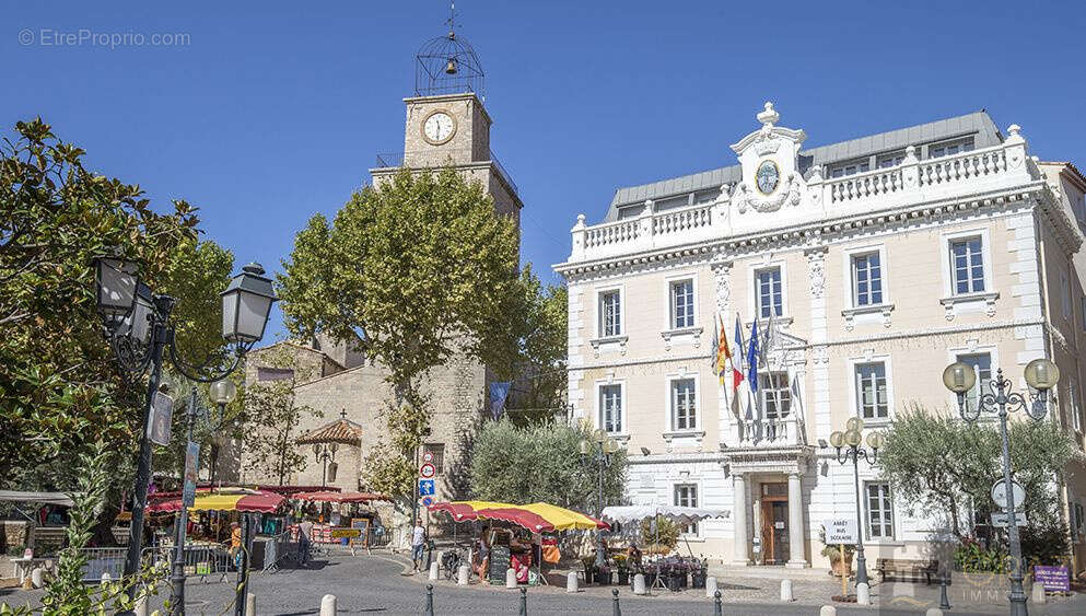 Appartement à OLLIOULES