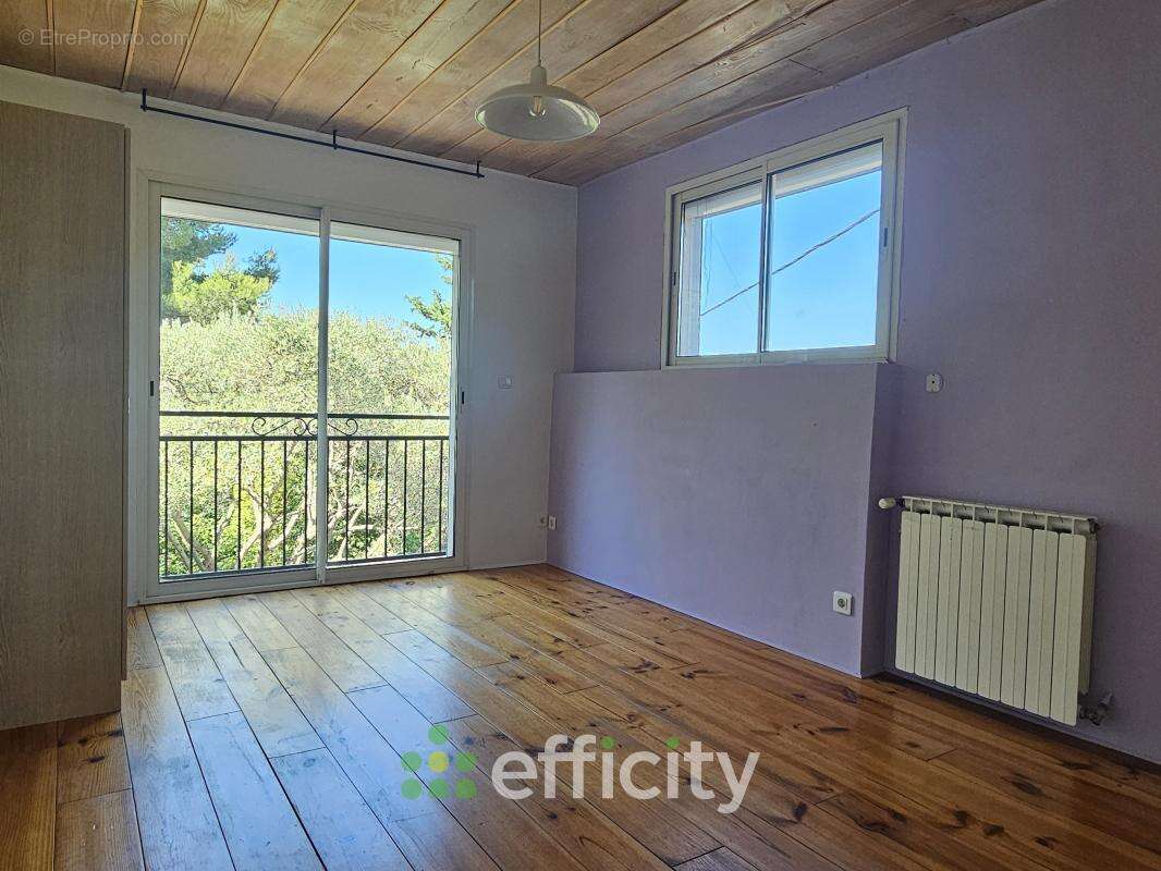 Maison 187 m² à Ceyreste  - photo 14