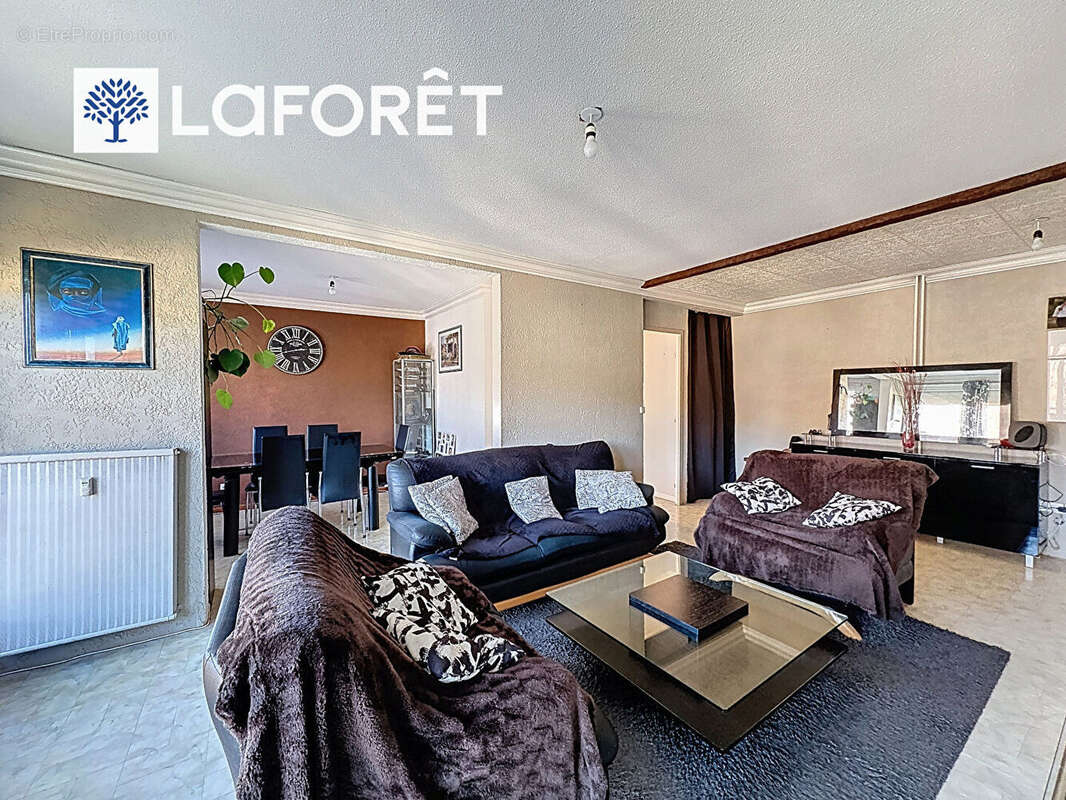 Appartement à BOURGOIN-JALLIEU