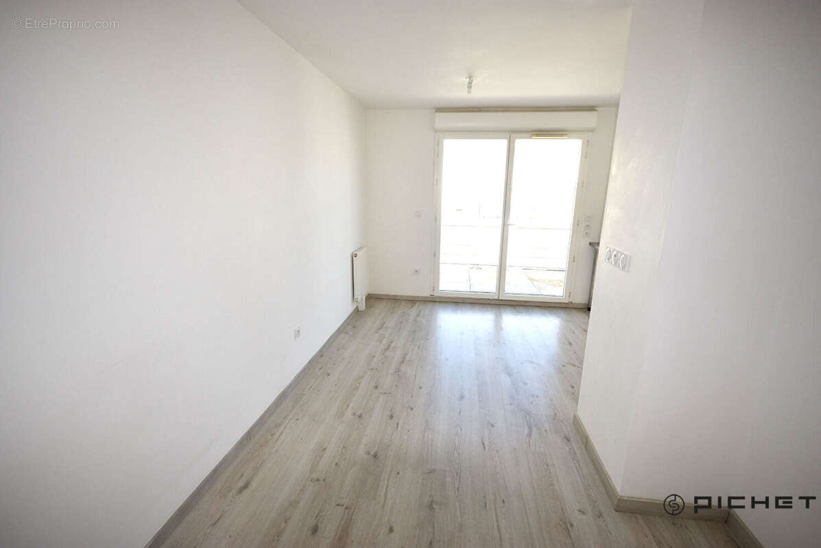 Appartement T2 avec ascenseur ,terrasse et parking sous-sol - photo 12