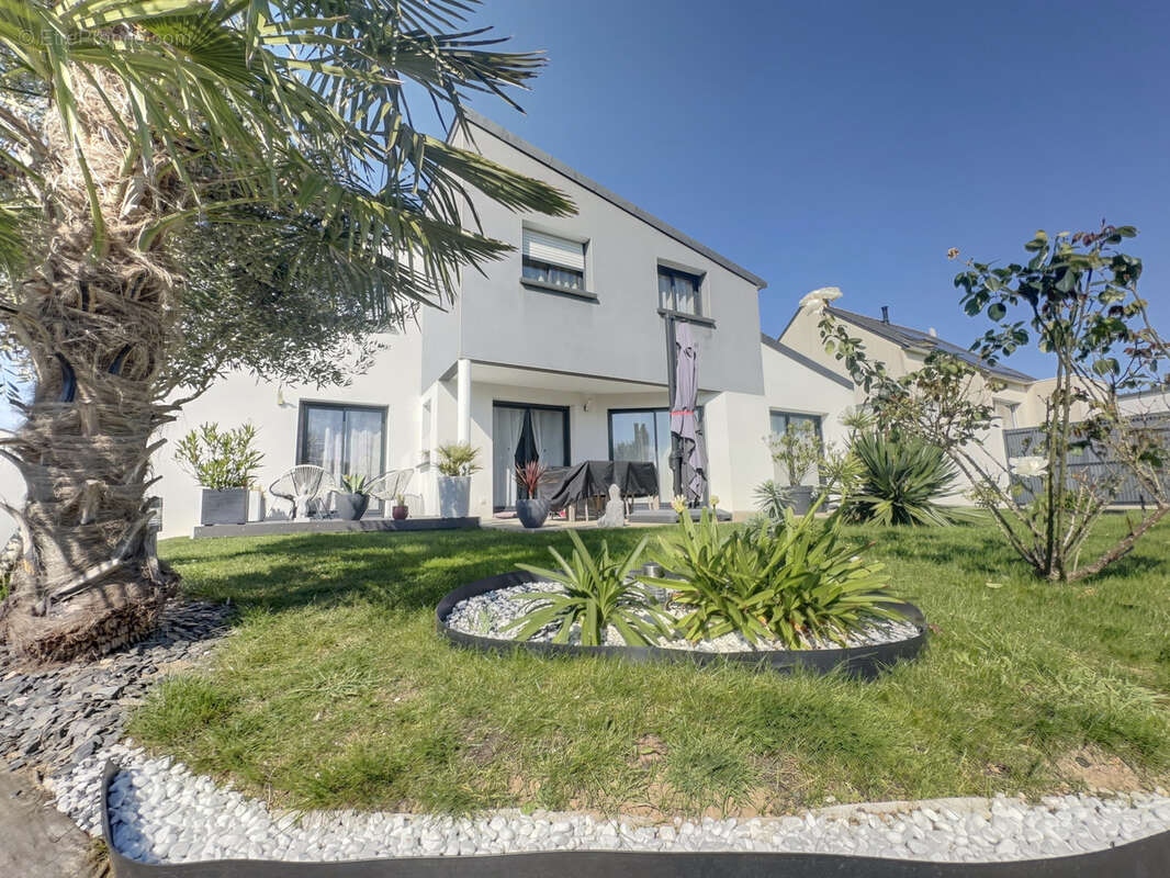 Maison à SAINT-BARTHELEMY