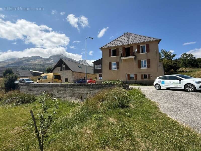 Maison à LA CLUSE