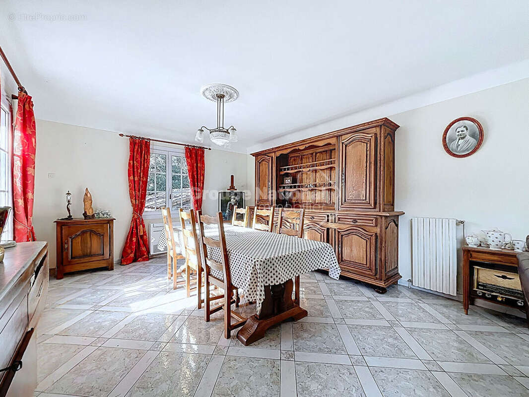 Maison à PIOLENC