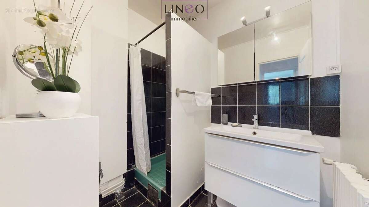 Appartement à THIAIS