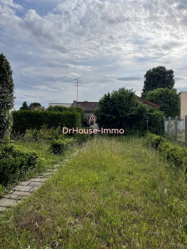 Maison à VILLIERS-SUR-ORGE