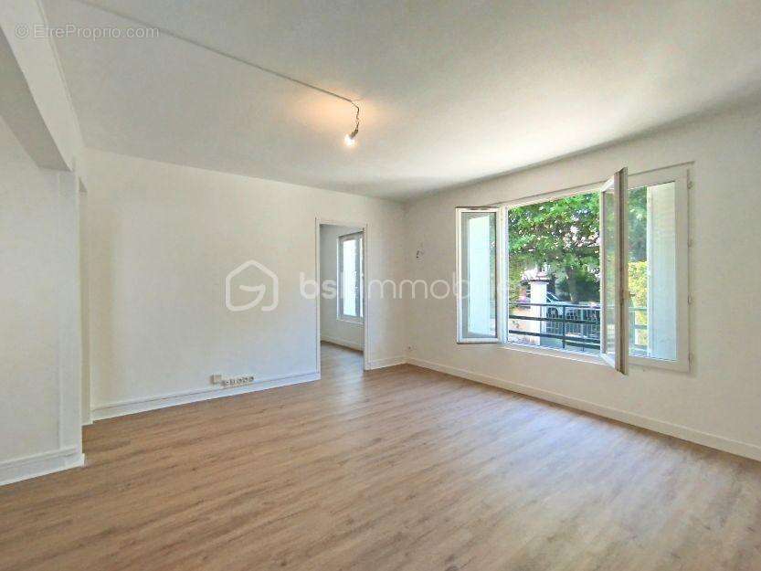 Appartement à LE RAINCY