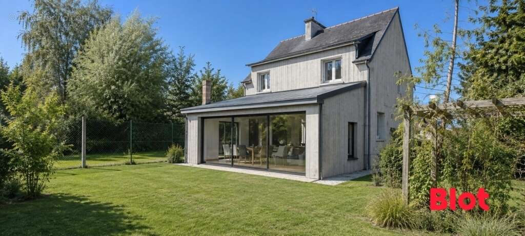 Maison 110 m² à Saint-Lunaire  - photo 5