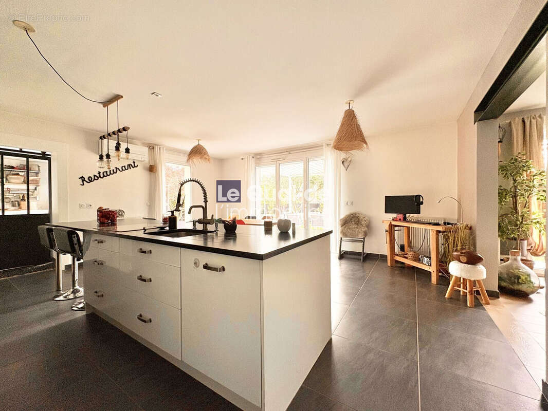 Appartement à CROLLES
