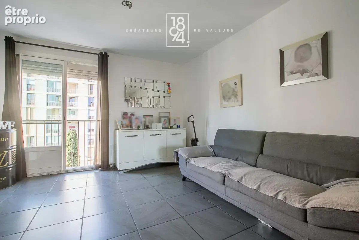 Traversant de type 4 en etage avec parking ,balcon et cave - photo 14