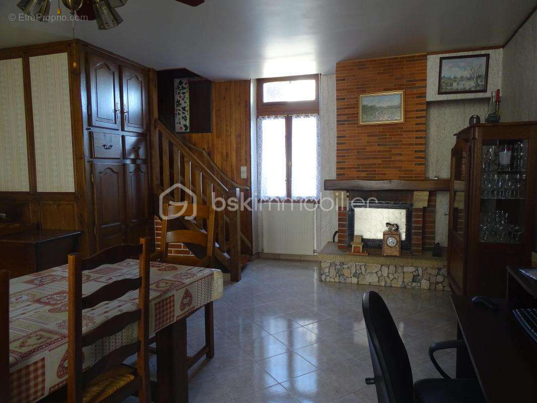 Appartement à COULLONS