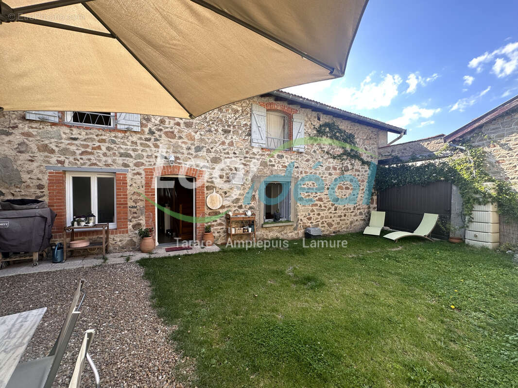 Maison à CUBLIZE