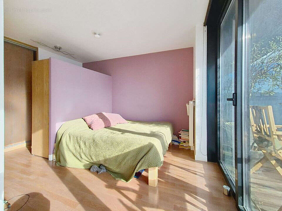 Appartement à NANTERRE