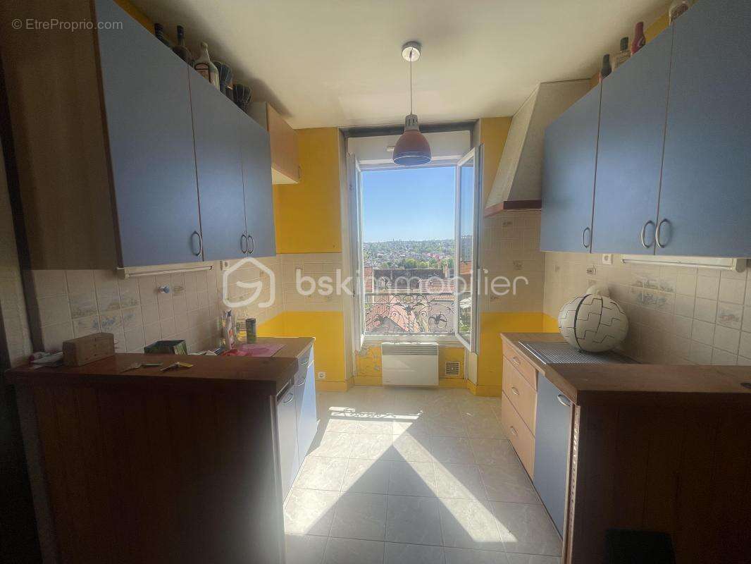 Appartement à THORIGNY-SUR-MARNE