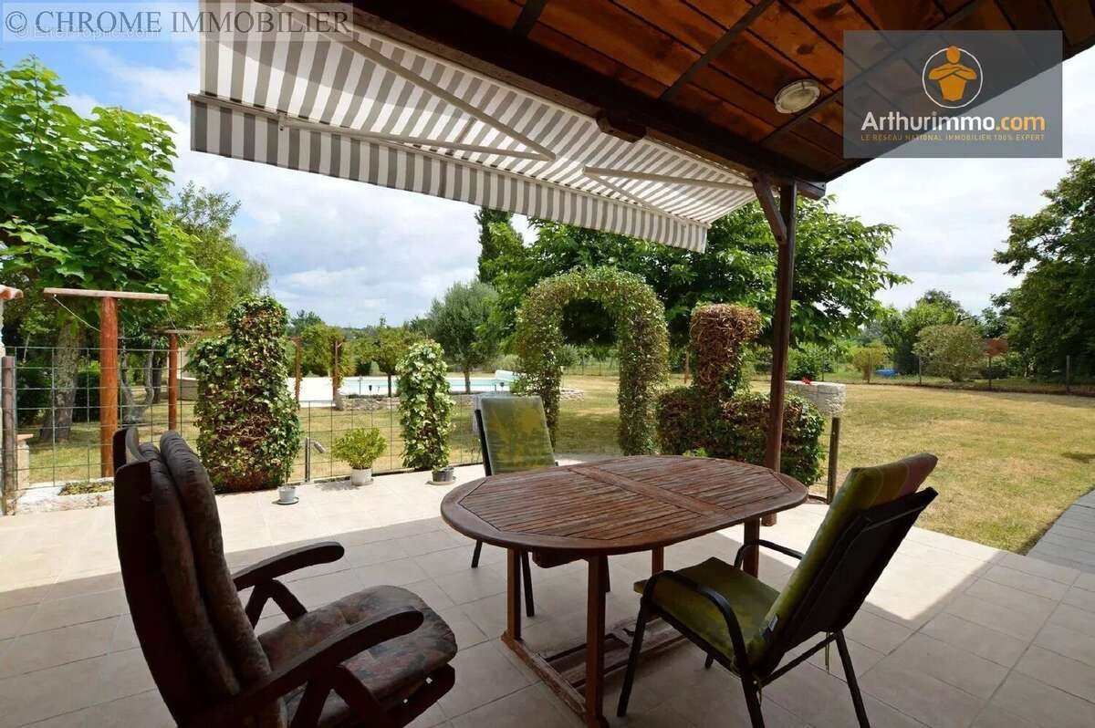 Maison à LANDERROUAT