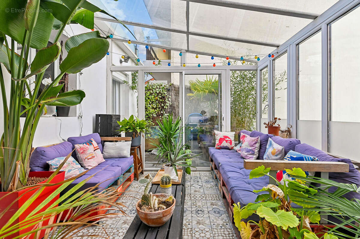 Appartement à NANTERRE