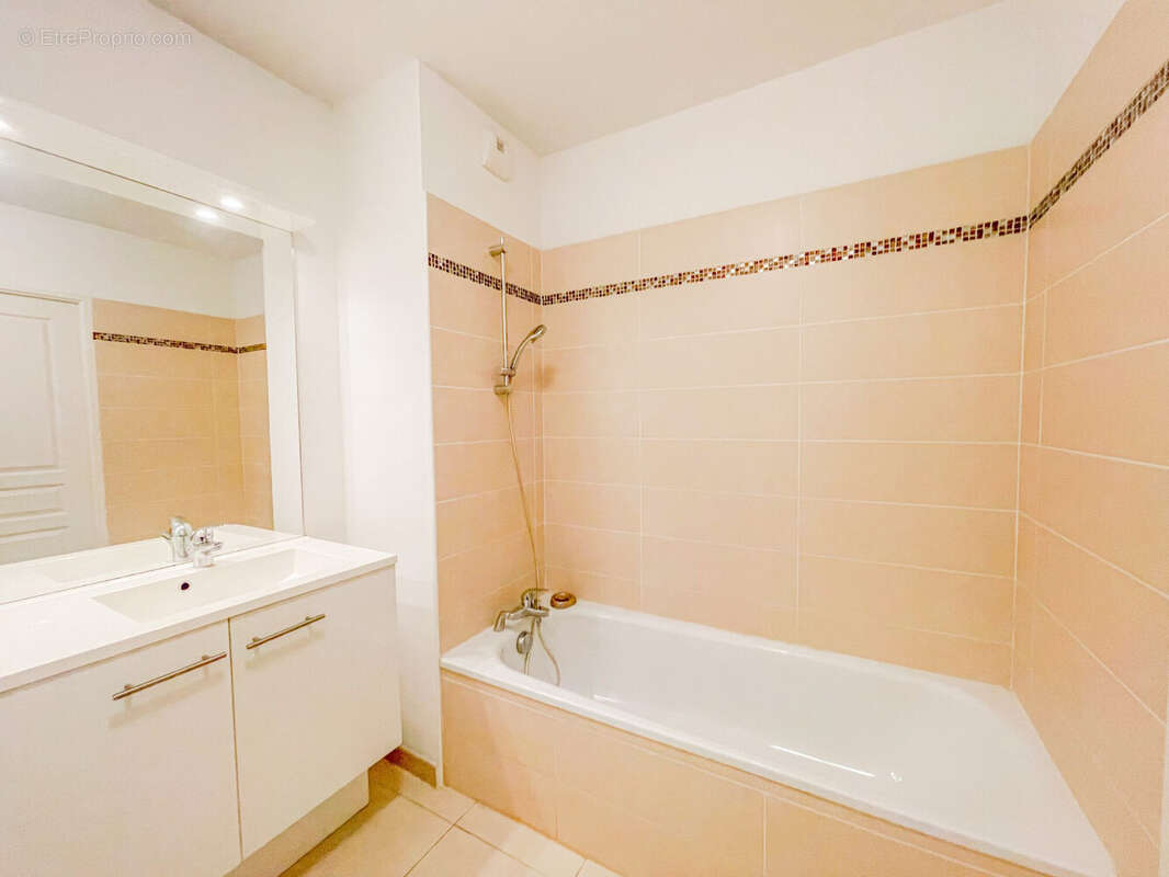 Appartement à MARSEILLE-13E