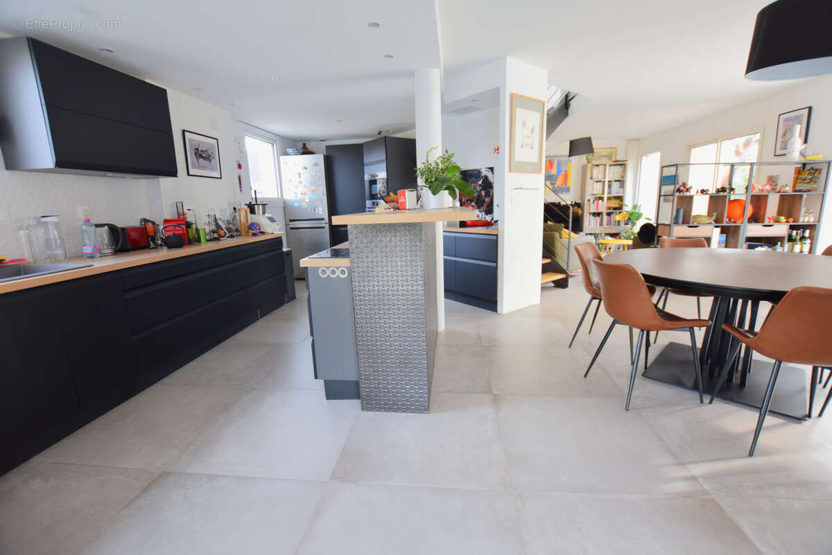 Maison à BRISSAC-QUINCE