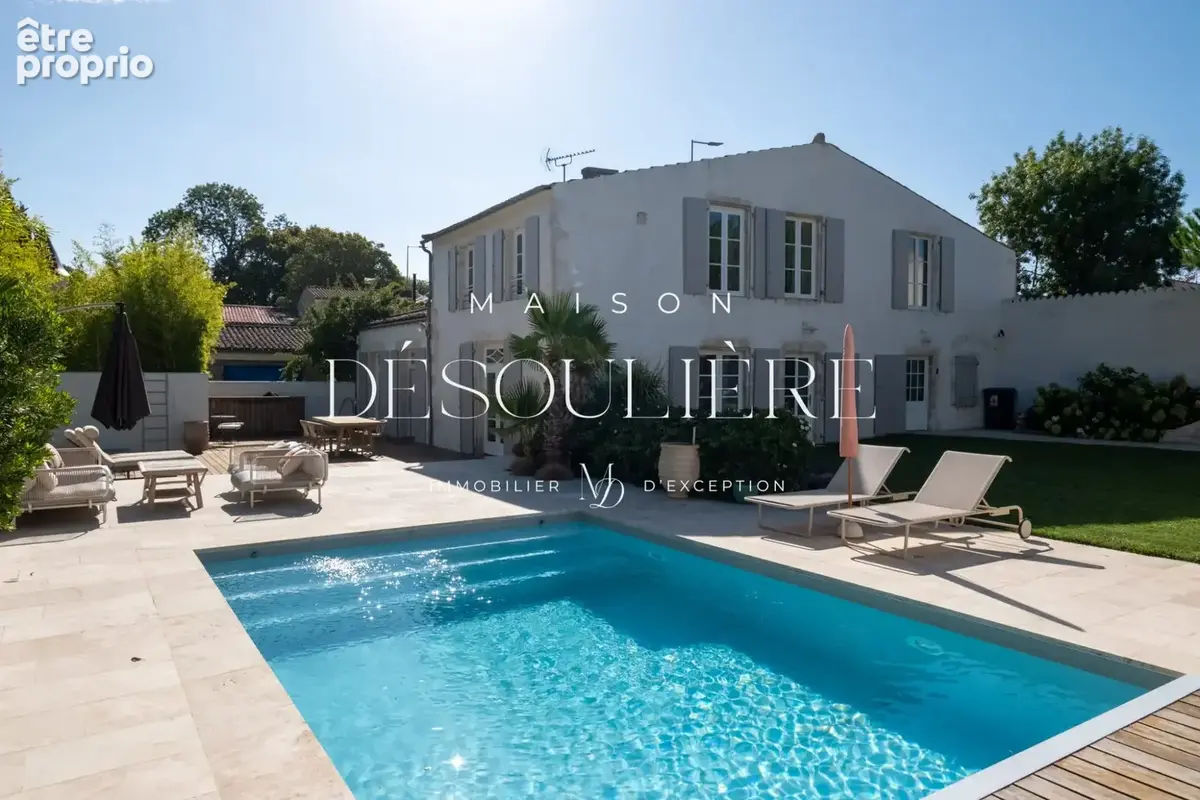 Maison 300 m² à La Rochelle  - photo 3