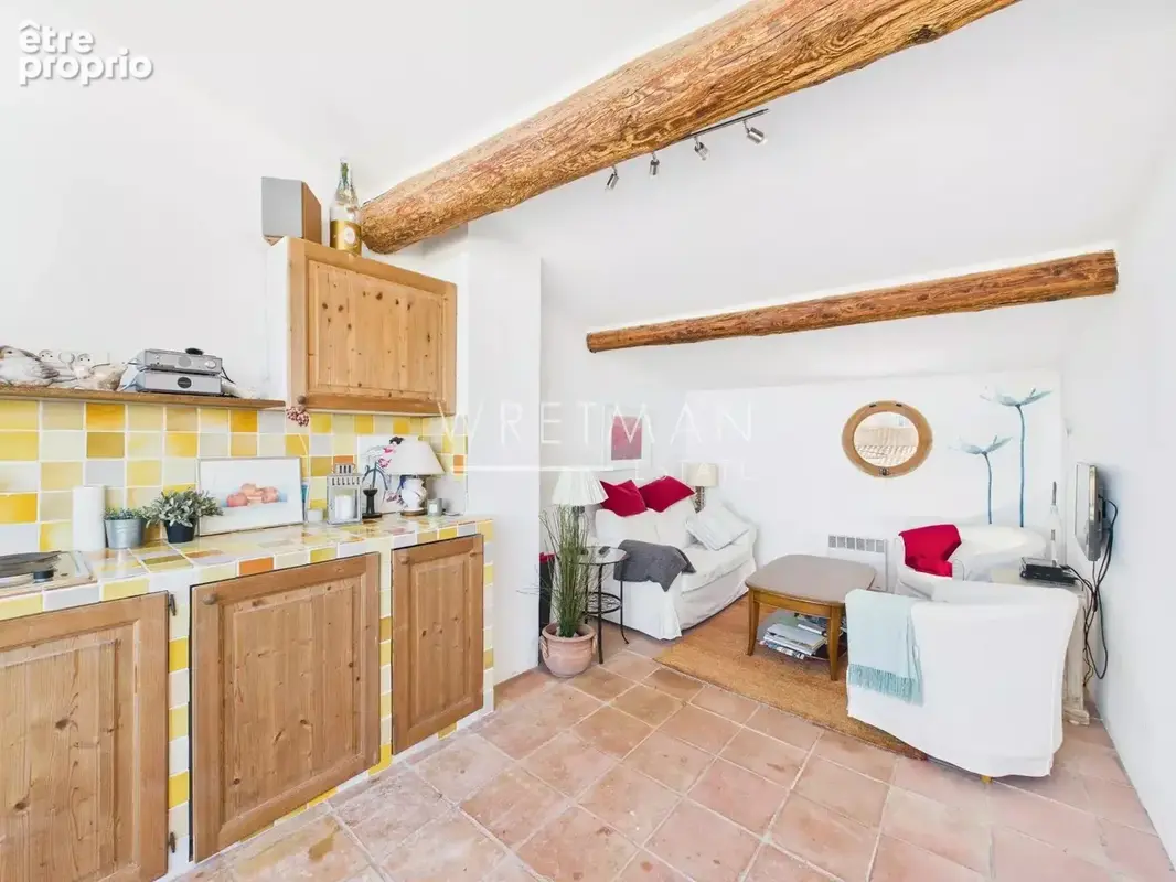 Une propriété de caractère au potentiel locatif exceptionnel - La Garde Freinet - photo 2